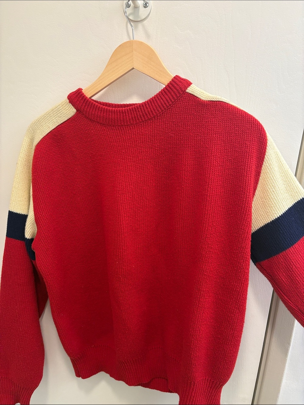 VINTAGE  Red Colorblock Crewneck Sweater. By BSF. LARGE. Taiwan. Acrylic. - Picture 9 of 9
